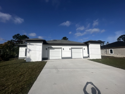 1109 Abrams Blvd