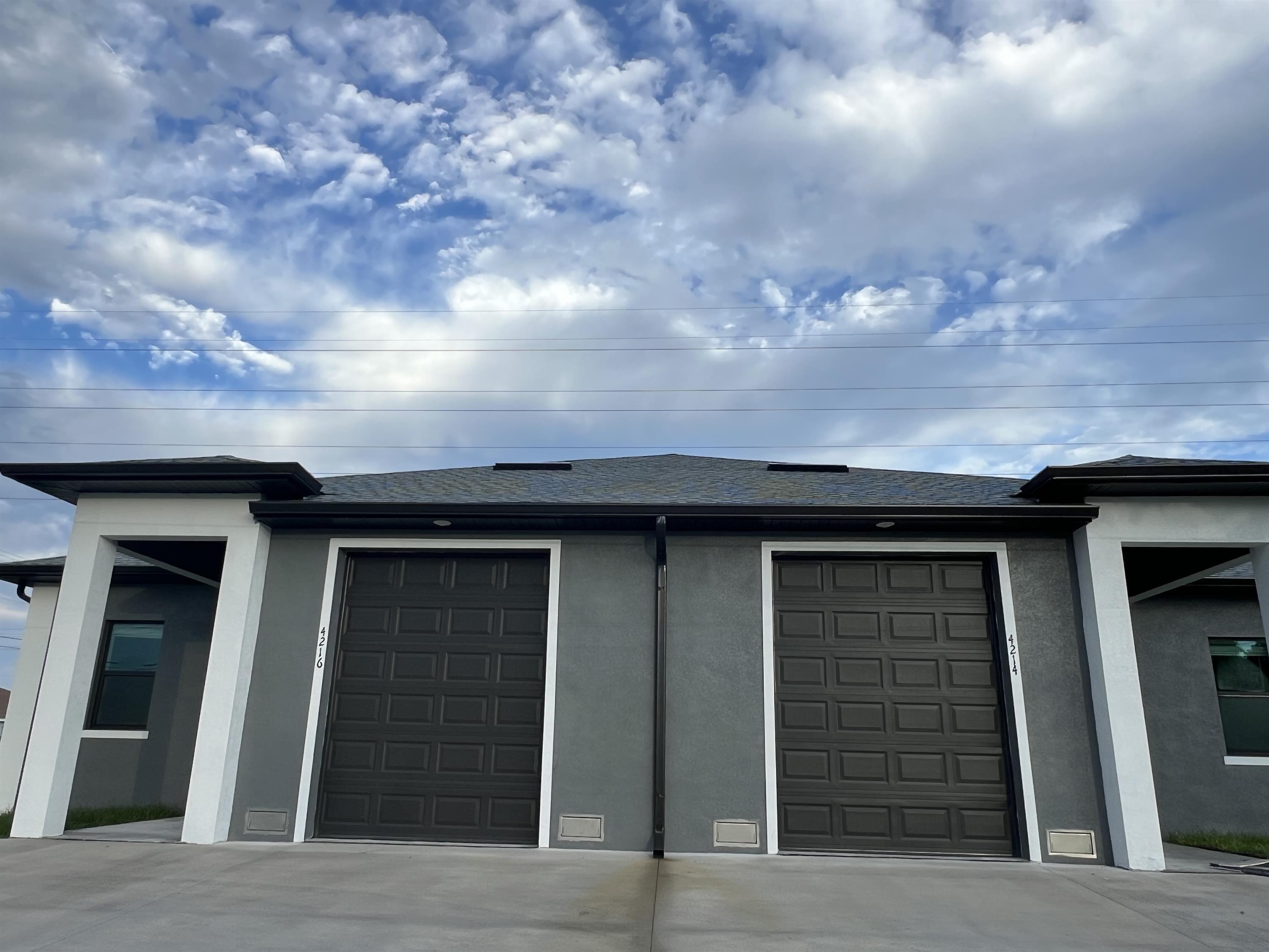 4214 Santa Barbara Boulevard