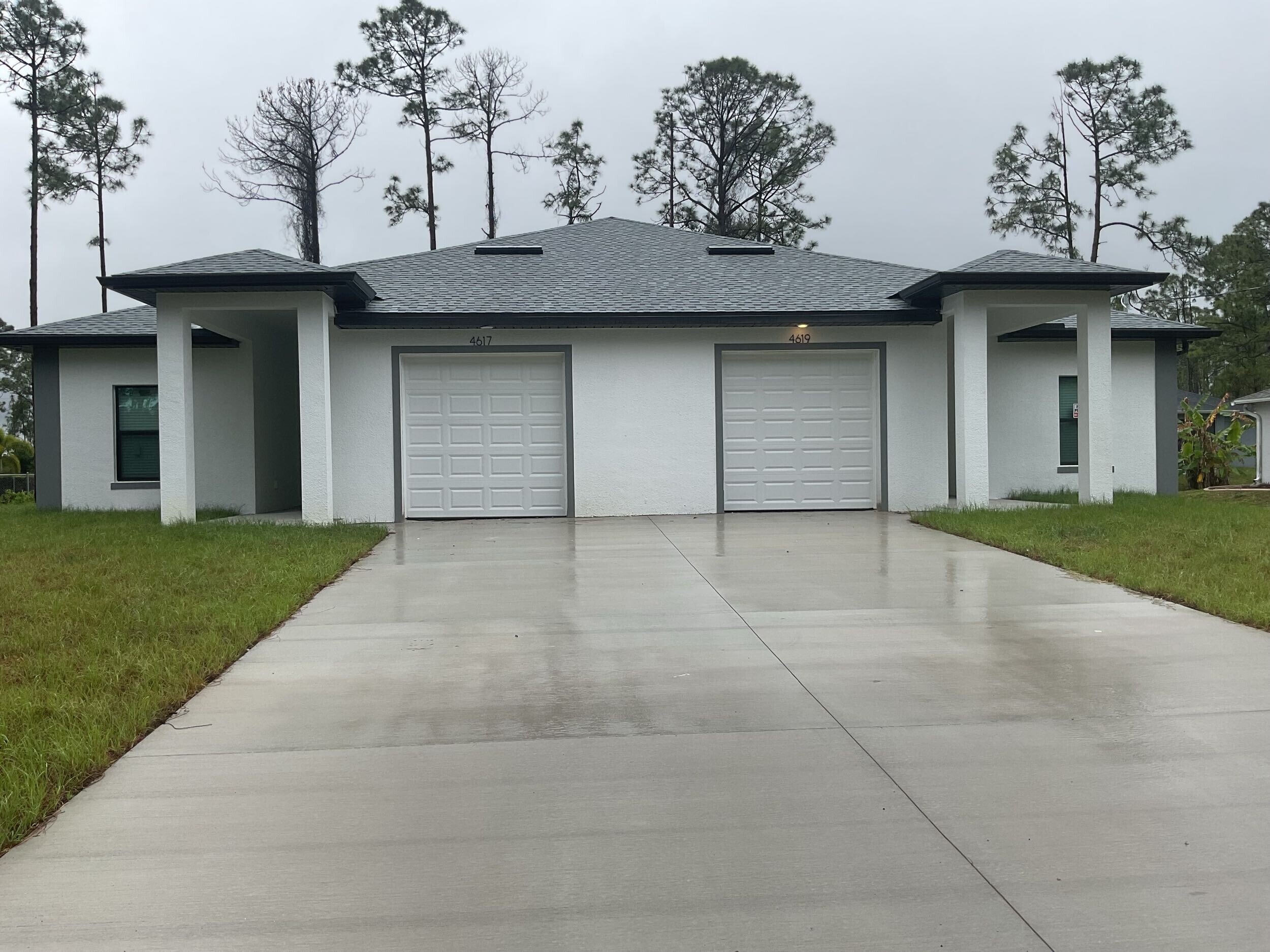 4617-4619 30th St SW - 4619